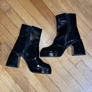 Free People Ruby Shine platform boot, brand new!